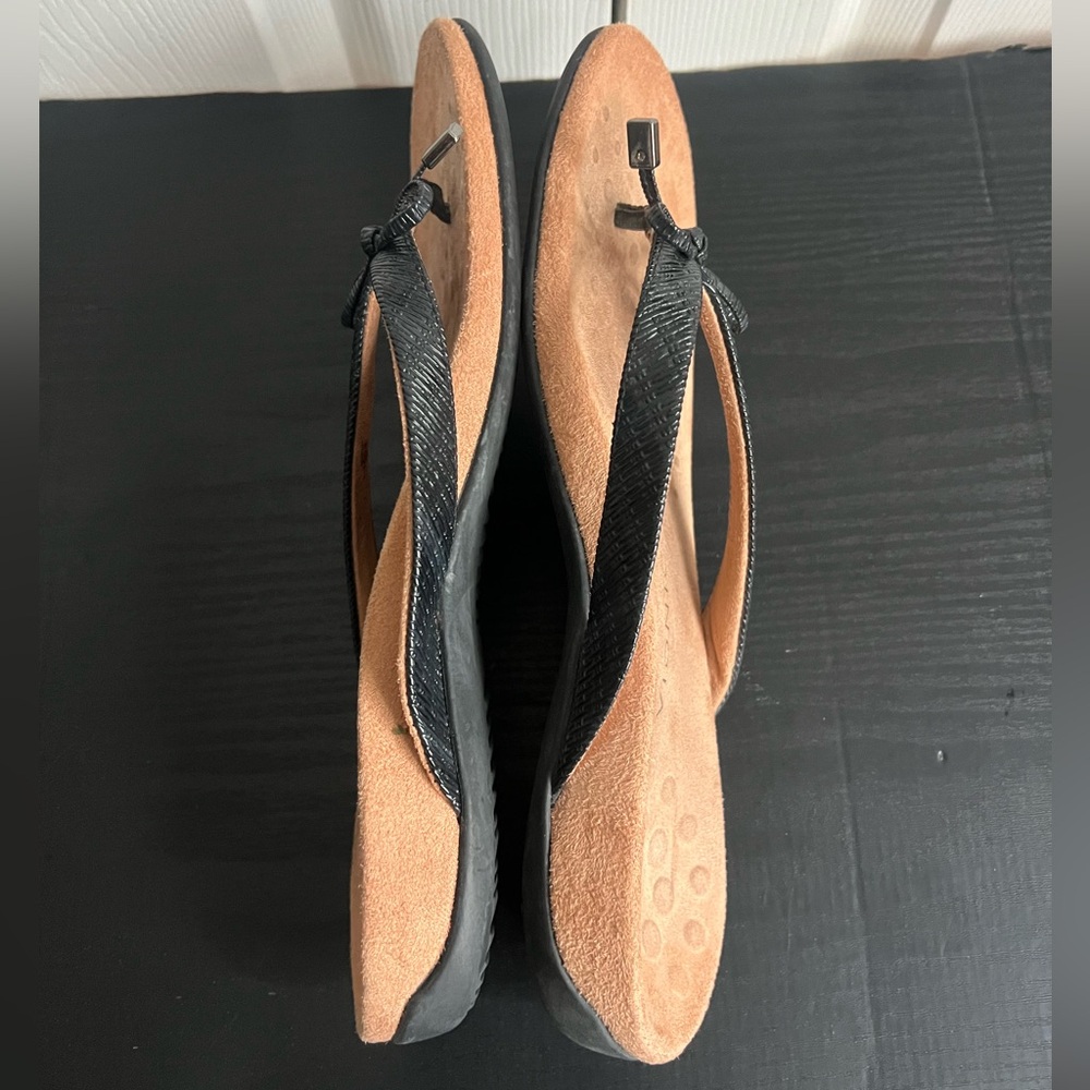 Vionic Bella II Sandal Thong Toe Post Black - Picture 9 of 9